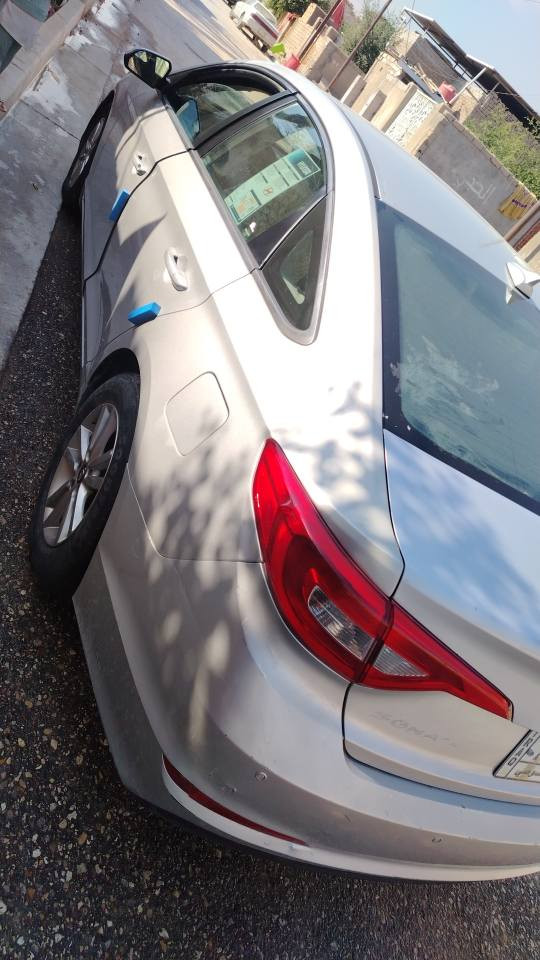 سوناته أمريكي موديل 16 ماشيه 74
مشروع وطني ذي قار راعيه يمي بالكرنه
مكينه وكير حداده تبريد تخم تاير كفاله
ضربه فوك الكلايت بدون ما داخله تجي تشوف وتقتنع وتاخذه مال بيت السياره مو شراي لا تتصل رجأ جماعه ال 105 لا تتصل  سعر 111 بيه مجال قليل 
العنوان الكرنه حي الجمعه رقم الهاتف *********** القرنة, البصرة
