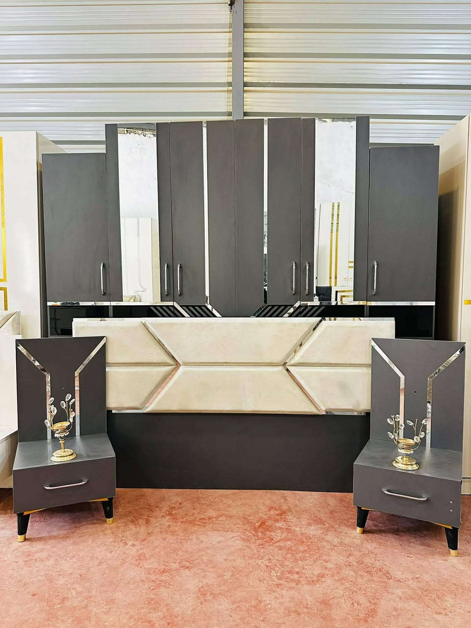 💗 غرفة تركي مستخدم
🛏️ 6 قطع كاملة
💯 نظافة 95%
🚪 نظام أبواب مرتب
نضام هدروليك
💸 السعر 550 قفل
🪛 شد مجاني
🚚 نقل مجاني
العنوان بغداد 
💎


**إذا كنت صاحب هذا الإعلان وتريد حذفه لأي سبب، رجاءا أرسل رسالة إلى الدعم الفني**