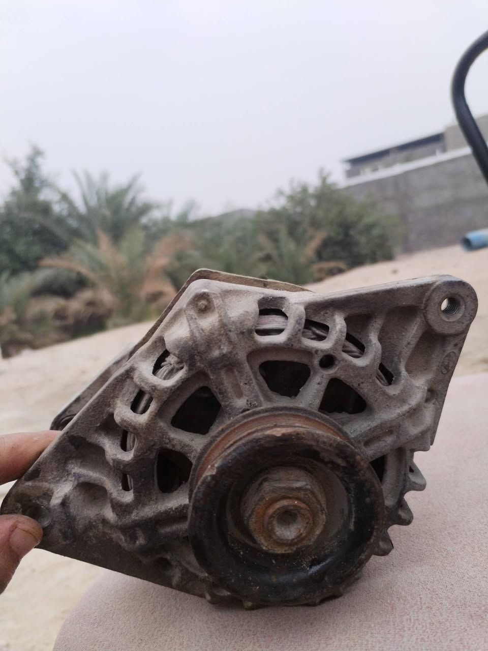 السلام عليكم غراض سبورتج محرك 4 سلندر  2000 دوش للبيع
الأسعار أسفل كل قطعة 👇👇
*********** يتوفر واتساب
