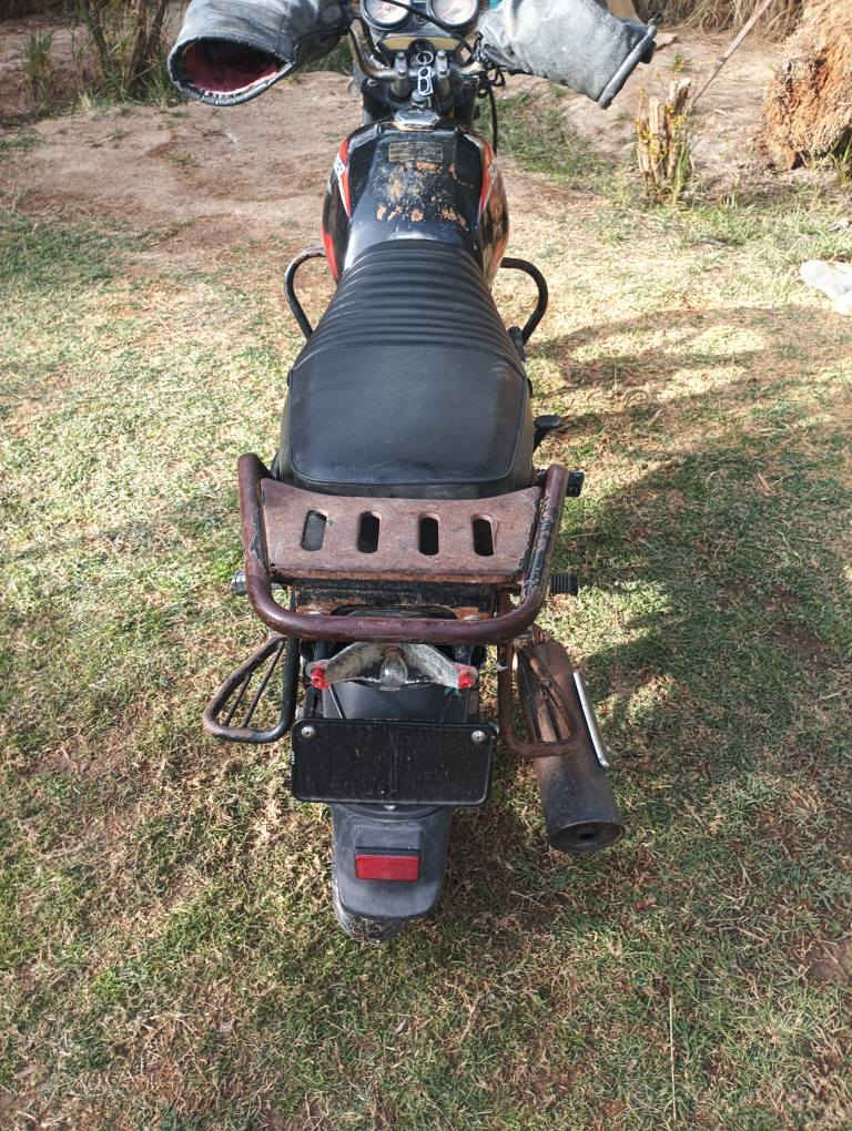 سلام عليكم دراجه بوكسر شرط لبي صوره موجود شغاله كلشي ومكينه نضيفه ودراجه خير من الله اوراق شركه ستنساخ الهندية, كربلاء


**إذا كنت صاحب هذا الإعلان وتريد حذفه لأي سبب، رجاءا أرسل رسالة إلى الدعم الفني**