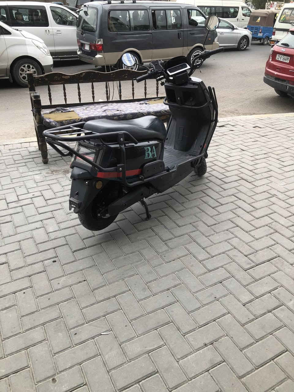 دراجة شحن نضيفة للبيع
مبدل بطاريات جديدة مصارلهة سبوعين سعر البطرايات 300 الف شاد الهة 
للستفسار مكاني بغداد ***********
