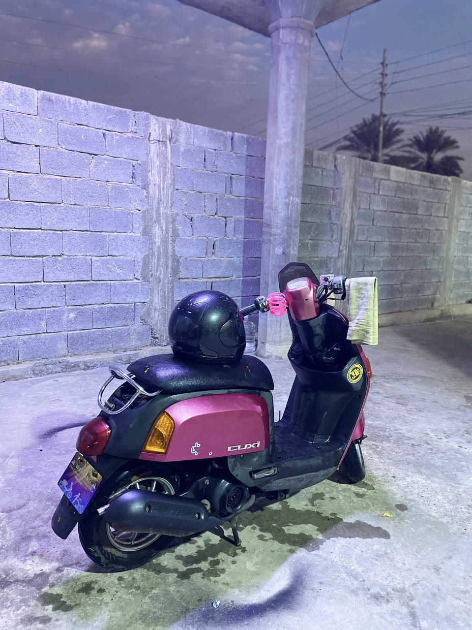 دراجه بوليس ٢٠٠٨ نضيفه محرك مفتوح الدراجه خير من الله بيه تزويد ويل  الدراجه قفل ٤٢٥ ممتواجد على الماسنجر الاتصال ***********
