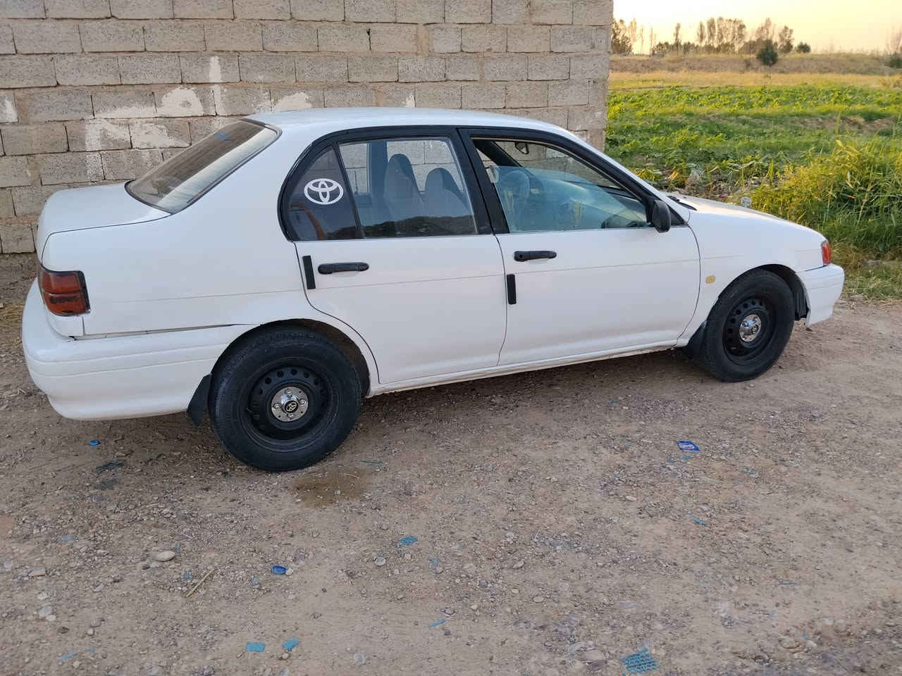 سلام عليكم كورلا للبيع موديل 95
صبغ عام الجماليه رقم بغداد جديد المكان ديالى ***********

 حمرين السعر 30وبيه مجال كير مكينه حاويه تخم تاير
