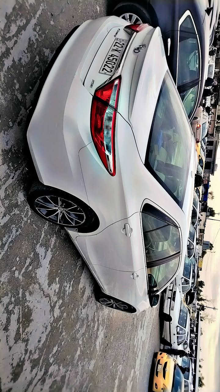 كامري للبيع 17 بونيت صبغ والشاصي بي رصعه بدون تعديل أو صبغ  سعر 170 اتصل ***********
