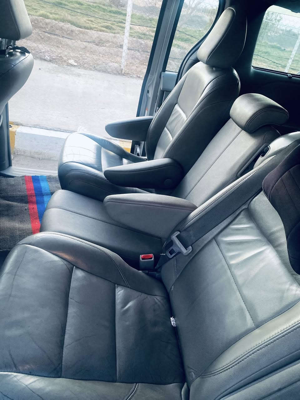 للبيع ‼️‼️

سينا 
رقمها صلاح الدين
موديل2018🔥
محرك6V شرط ما مفتوح 🚀
فول مواصفات 🔥🔥🔥
تحكمات  أبواب كهرباء 
شاشه كبيره 
ضررها واضح بالسونار 
السياره موقعها  الانبار📍📍

سعرها مناسب شراي يتفضل خاص 
***********
***********
