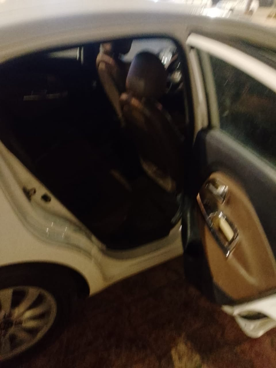 السلام عليكم
للبيع كيا ريو 2012 
للاستفسار الاتصال على الرقم 
***********
***********
