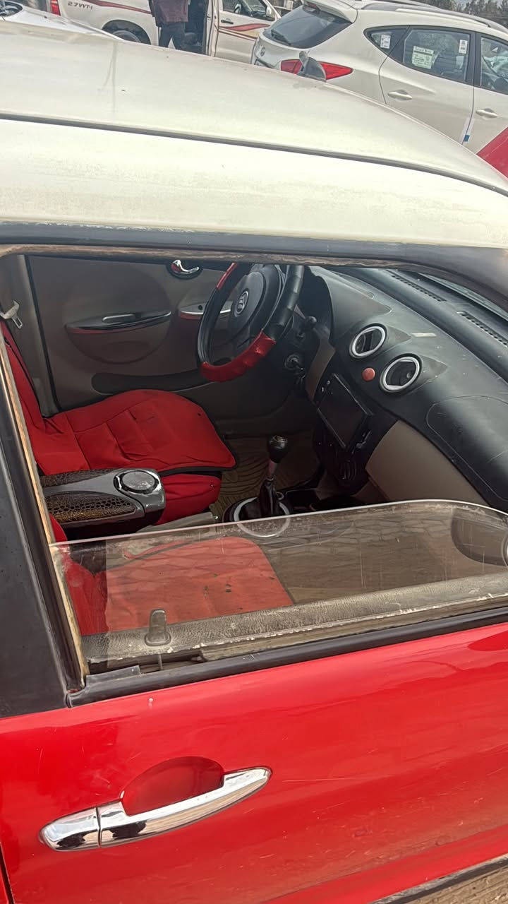 شرط تحويل سياره حلوه مكفوله من الصبغ والضربه موديل ٢٠١٢  (٣٧)وبيهه مجال
***********
