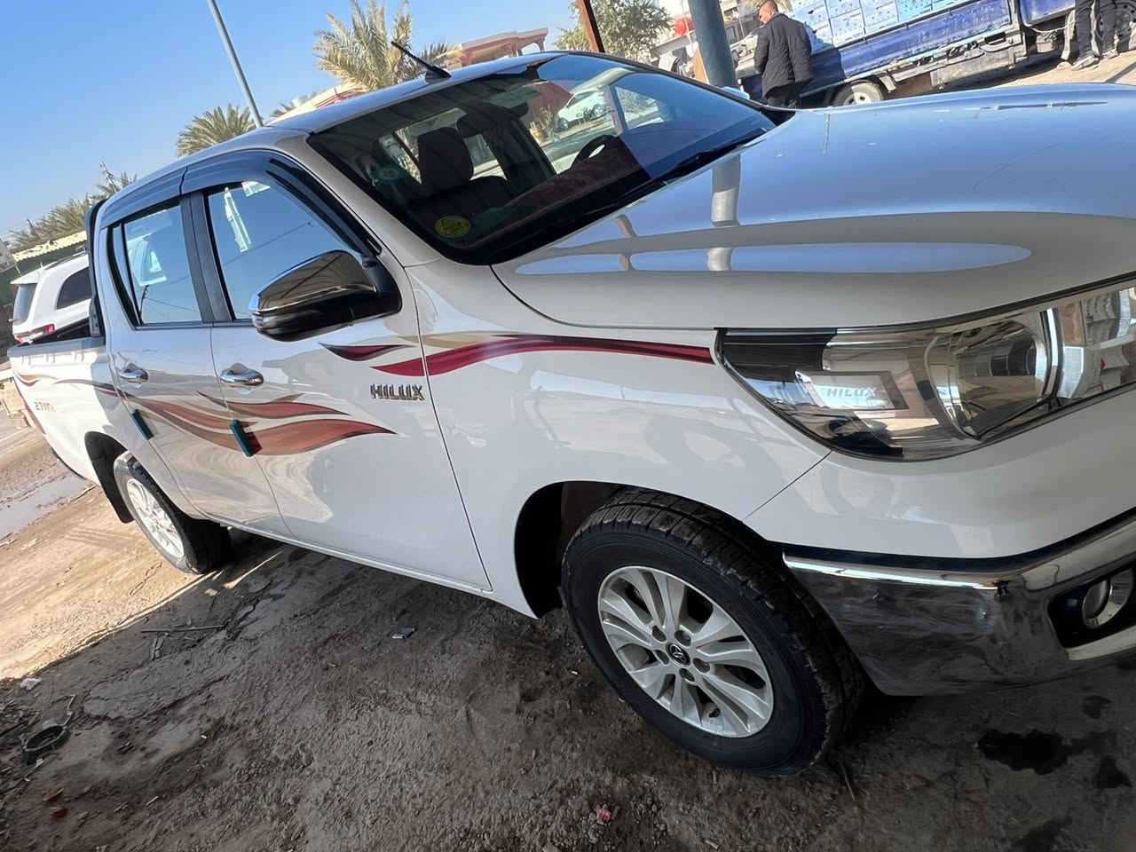 السلام عليكم للبيع عذاري موديل 2020 مواصفات كويتي اوتماتيك بيه قطعه باب السايق مبدل بدون دواخل سعره 260$ وبيها مجال للستفسار اتصل على الرقم  ‭0773 198 6840‬
