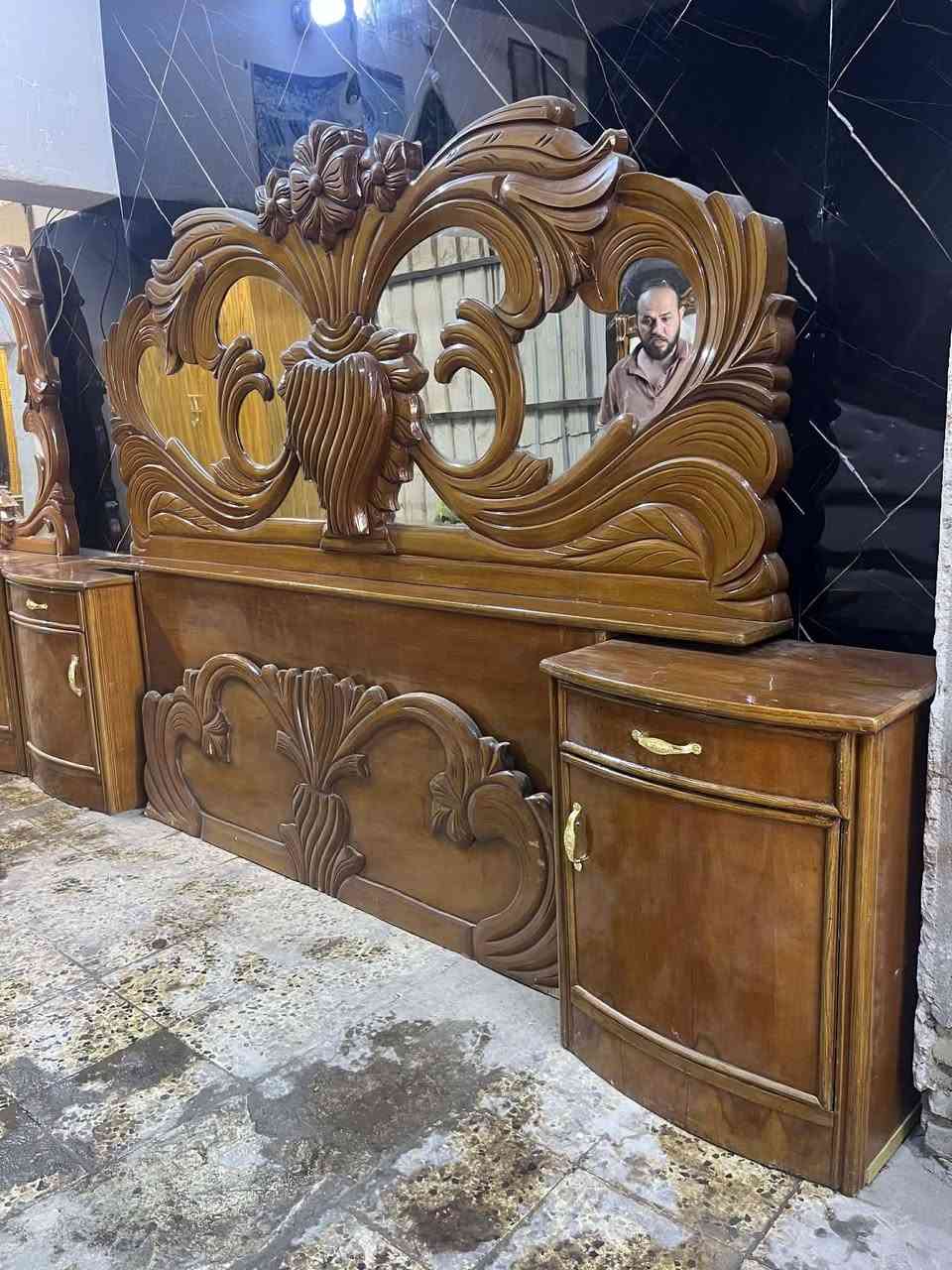 غرفه اخشاب  تسكام 5 ملم صاج خارج والداخل  شغل تفصال درجه اولى ثكيل الغرفه كلش ثكيله وخشب قوي واخت الجديدة ونظيفه كولش اي كسر او ضرر ما بيها 
 نسبة نظافتها 95 /100  وأكثر 
 الغرفه ولا غلطه بيها و بالعافيه على لي ياخذها   
 العنوان بغداد  البياع لاعلام وتوصيل هم موجود


**إذا كنت صاحب هذا الإعلان وتريد حذفه لأي سبب، رجاءا أرسل رسالة إلى الدعم الفني**