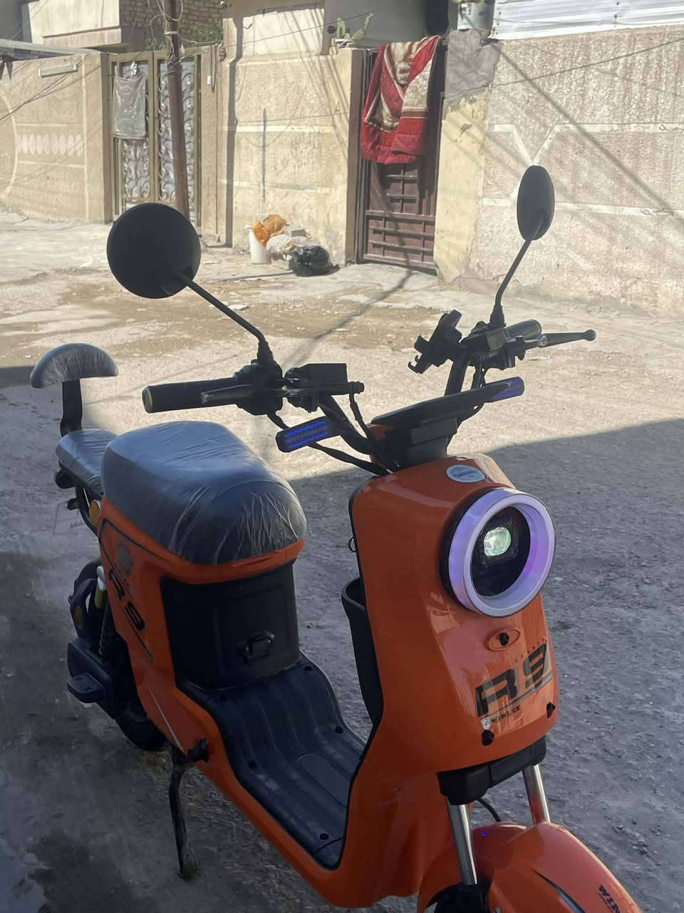 سلام عليكم شباب دراجه شحن نوع ار 9 موديل 25 مواصفات فول لايت عالي ناصي دبل اشاره كهربائيات شغاله كلهن سعره 375 مكان بغداد حي البتول شارع ابو الثلاجات


**إذا كنت صاحب هذا الإعلان وتريد حذفه لأي سبب، رجاءا أرسل رسالة إلى الدعم الفني**