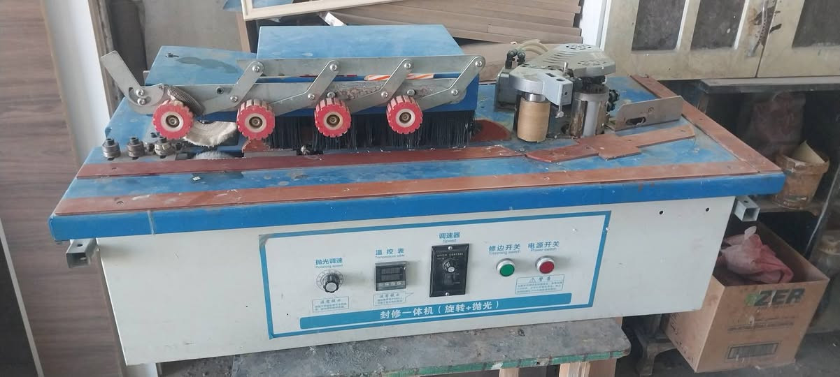 ماكنه شريط mdf للبيع السعر  750 الف  اربع مراحل ***********
