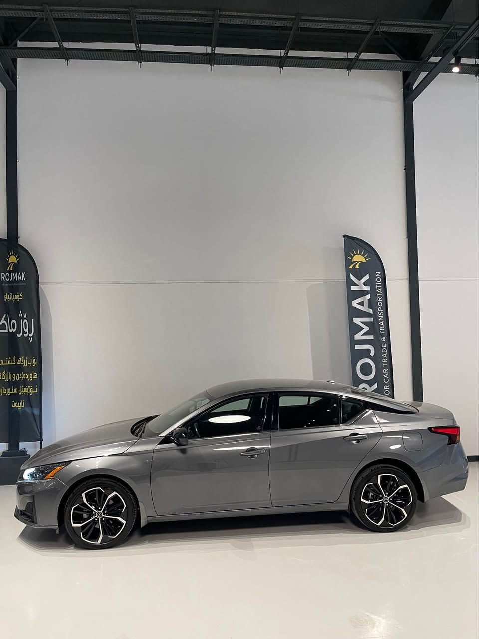 Nissan Altima 2024 SR AWD
پێش و پشتی کەپسە — زۆر زۆر تازەیە
تەنها بۆنیت و چاملوخ بۆیاخە بێ ناوگرتن - 
ئێرباگی بەس سوکان تەقیوەو سستم کراوەتەوە 
٤٣ هەزار مایل ڕۆشتووە — شوخت و چاڵ و ساردیشی نیە
ڕەقەم کاتییە سێ مانگی لەگەڵە - ڕەقەم شانسیم داناوە

1N4BL4CW9RN407392
سلێمانی کۆمپانیای ڕۆژماک 
0770 190 2290 
0750 122 0523 

نسان ئاڵتیما مودیل ٢٠٢٤ مواصفات اس ار دبل اکسل
بجم کبس - جدید جدید ضرر خفیف
بس بونیت جاملخ صبوخ بدون دواخل بشرط
ارباکات ستیرن طاک سستم بلادی — ماشیە ٤٣ الف میل 
مابی شوخط - مابی رسعە - مابی حالوب 
سیارە رقم  کاتی ( فحص مؤقط ) —- مکان سیارە سلیمانیە 

1N4BL4CW9RN407392
***********
٠٧٥٠١٢٢٠٥٢ السليمانية, العراق
