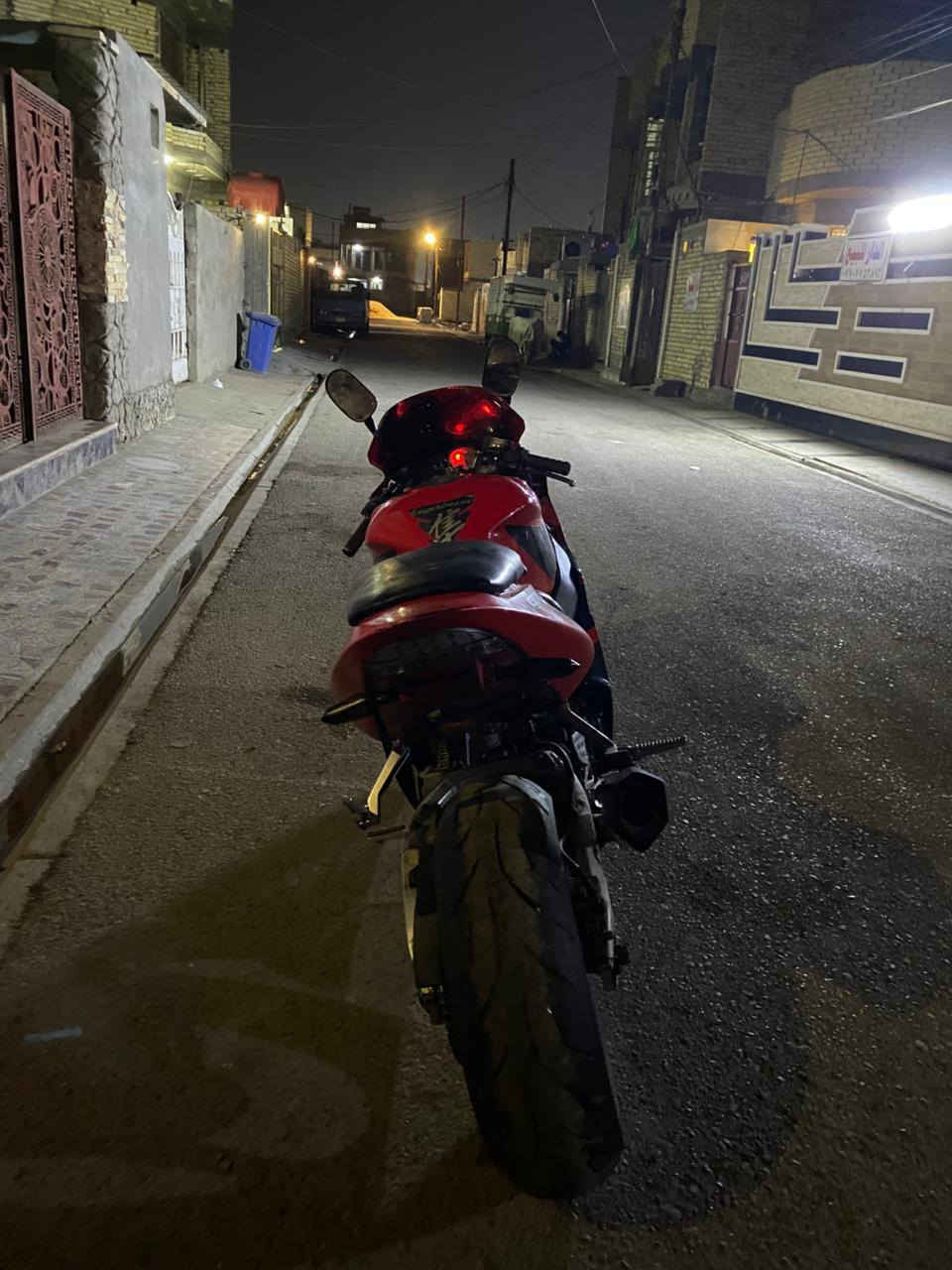 سلام عليكم للبيع  دراجه دفل ٩٥٤ شغاله بس بيه كازكت  اتعبر مي لبره يم الصالنصه مو عل مكينه   س١٥٠٠ وبيه مجال مكان بغداد حي النصر ***********
