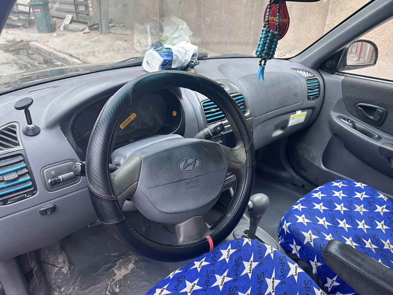 اكسنت فيرنا ٢٠٠٢ رقم بغداد بسمي مكاني بغداد حي الرساله الاعلام سنويه ٢٠٣٠ صفره رجعتهه خصوصي بلادي اسود كير اوتماتيك 55ورقه وبيهه مجال حك الجيه ***********
