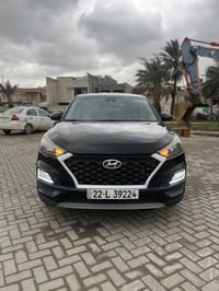 توسان 2019 رقم اربيل جديد بأسمي عارضه 136$ بيها مجال بسيط السياره جديد...