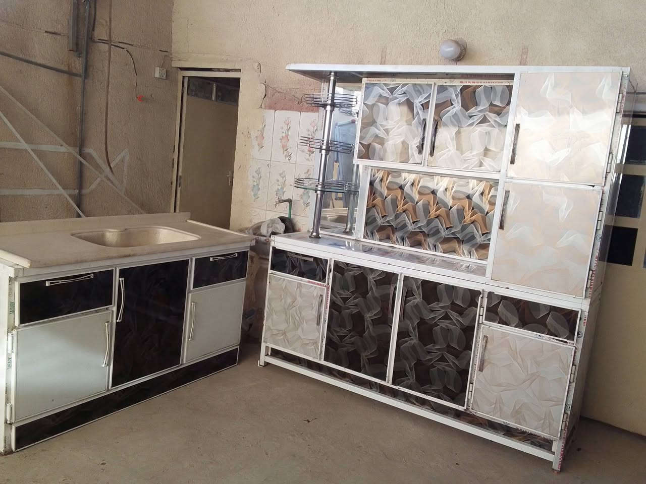 اغراض للبيع كلمن وسعر الشراي يتفضل خاص مكاني بغداد حي اور مقابل جامع الفردوس رقم  الهاتف بي واتساب اي ستفسار خاص ***********
