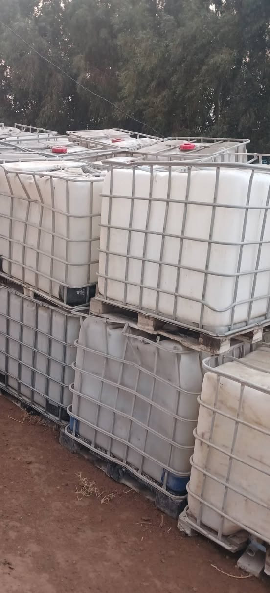 تانكيان البيع ونضيف وبسعار مناسبه ***********
