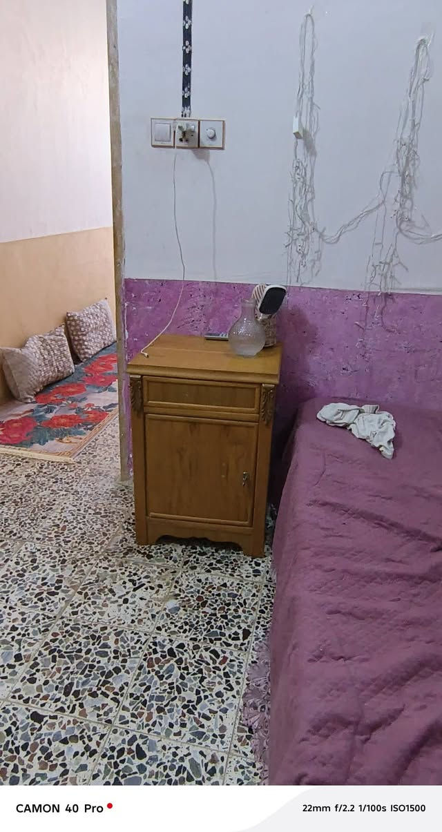 غرفه تسكام كامله 7قطع مستعمله سنه
وجديده تفاصيل خاص او على الرقم
***********
