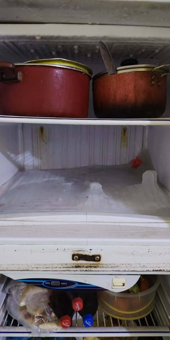 ثلاجات عدد ثنين تجميد فول حجم وسط وكنتور ابو ثنين حله ابي غرق


**إذا كنت صاحب هذا الإعلان وتريد حذفه لأي سبب، رجاءا أرسل رسالة إلى الدعم الفني**