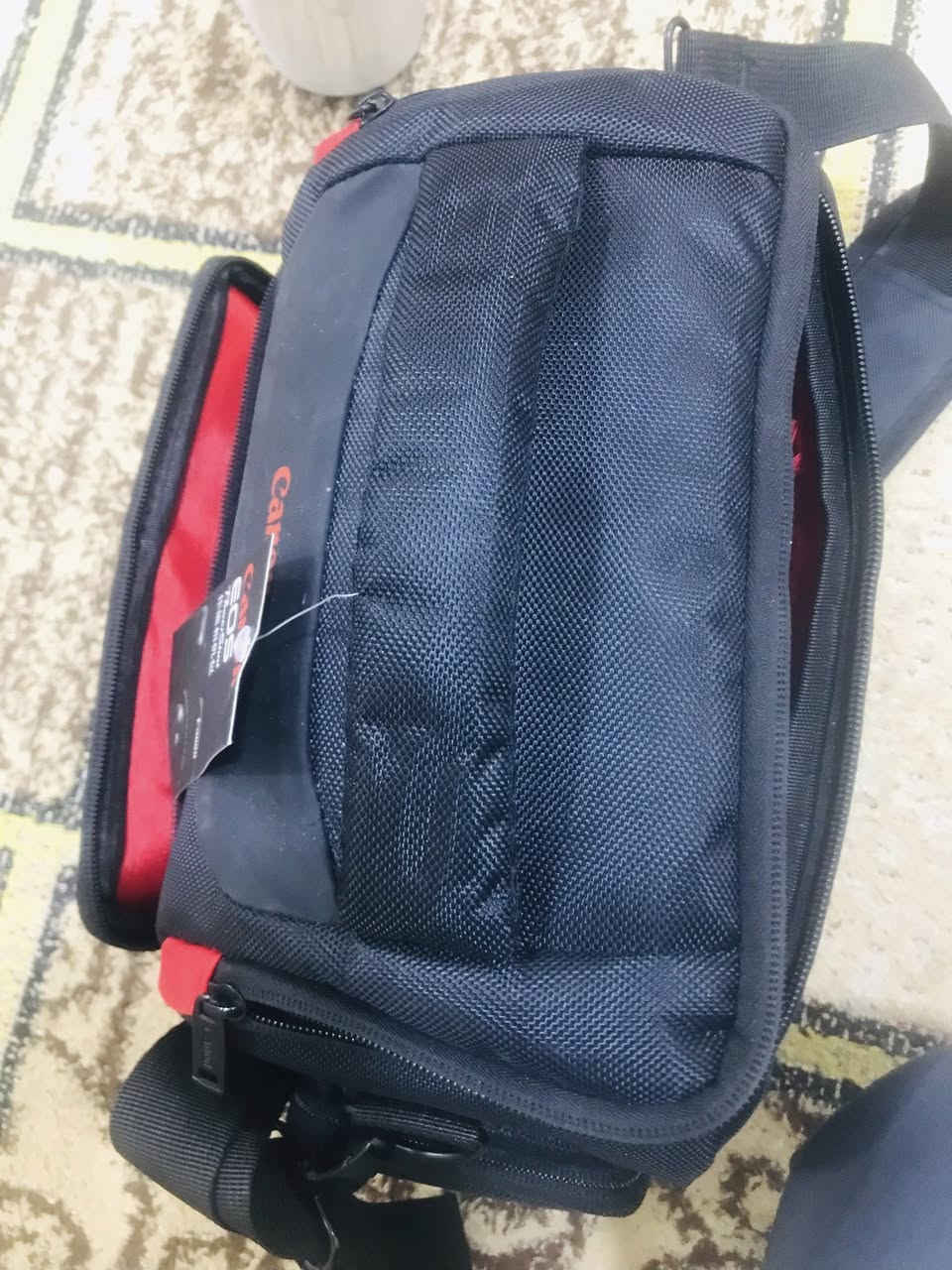 كامره كانون 250d للبيع مع ملحقاته رام +  حقيبه كامره جديده وكلش نضيفه صارلي 6 ايام من اخذيته 

ب 900 الف وبيه مجال


**إذا كنت صاحب هذا الإعلان وتريد حذفه لأي سبب، رجاءا أرسل رسالة إلى الدعم الفني**