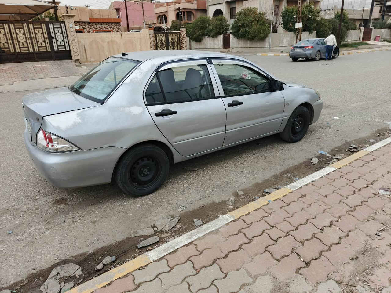 لانسر للبيع موديل 2007 الرقم اربيل الدولي جديده لحد 2029 هزه جديد كير اوتوماتيك محرك كبير سياره بدون ضرر بس بونيت صبغ بدون دواخل شرط الوكاله والتحويل سعر ٦٧ ورقه هذا رقمي ***********مكان سيارة كركوك كل شيء بالشرط
