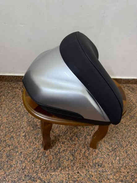 السلام عليكم اخواني 
للبيع جنطة مع جامة سلفر ونك بقلاوة اصلية
جنطة مثلثة  ترهم سلفر ونك او صفر 10
او صفر 8 وترهم جوكر اللون سلفر 
بخصوص السعر تعال وتساب شخط ما بيهة 
للاستفسار الاتصال بالرقم 
 يوجد واتساب *********** 
اخوكم عدي ابو عسل
بغداد حي الجهاد حي الحسين
