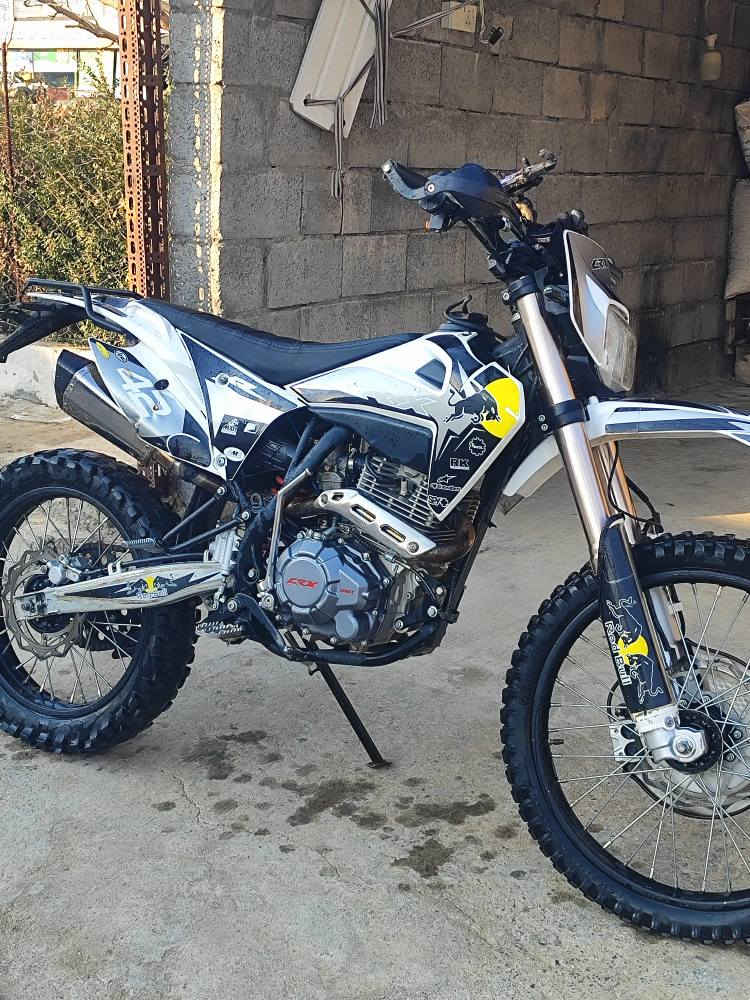 بۆ فرۆشتن ماتۆڕەکە کامل مەسروف کراوە ماتۆڕەکە زۆر پاکو بێ کێشیە زۆر خاوێنە بەس تایەی دواوەی کەمێ ڕۆیشتوە پارەکەت بۆ ئەگێڕمەوە گزۆزی تازە بۆ بەستراوە سامتو ڕەقە دو سەوتە مەکینە 300 تە دوهەزار ڕۆیشتوە ڕۆنی مۆتۆڵی تێکراوە وەک سەعات ئیش ئەکات سعر 8.5 نیو معامەلەیکی برایانە رانية, السليمانية


**إذا كنت صاحب هذا الإعلان وتريد حذفه لأي سبب، رجاءا أرسل رسالة إلى الدعم الفني**