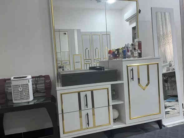 السلام عليكم غرفة نوم للبيع تركي جاهز نظيفه جدا
9 قطع السعر 900 وبيها مجال للشراي للتواصل على الخاص او على الرقم 
***********
