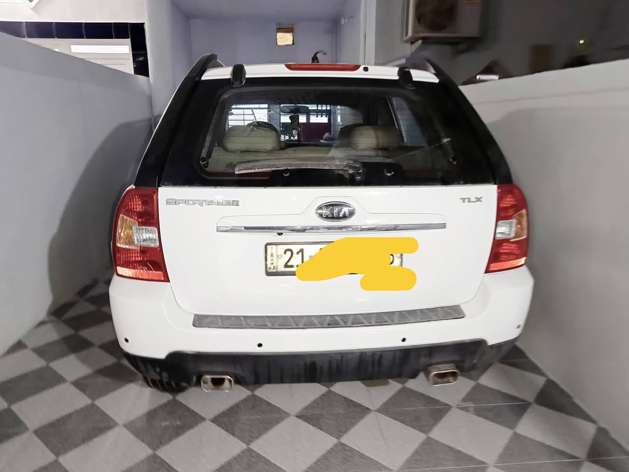 سلام عليكم سبورتج 2009لون ابيض رقم شماليه سليمانيه رقم الهاتف *********** السعر 115بيها مجال مكاني ديالى جلولاء
