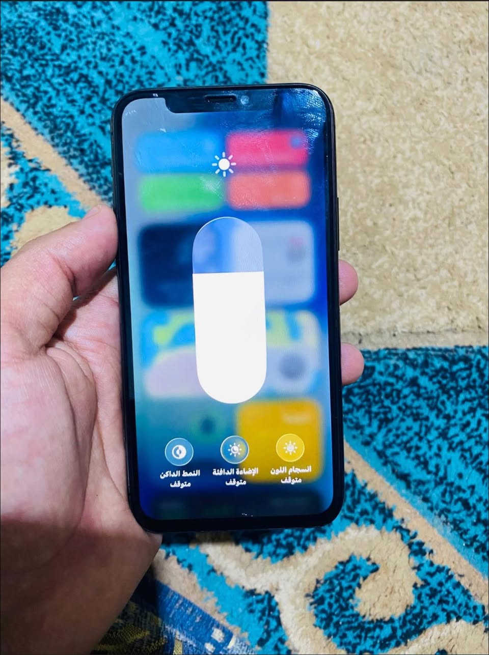 ايفون 11 برو 
ذاكره 64 بطاريه 85 
لون اسود جهاز ما مفتوح ابد ومحدث اخر تحديث سعره 120 وبي مجال بسيط مكاني بغداد رقمي ***********
