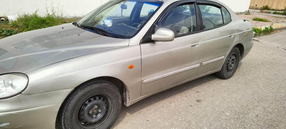 سلام عليك دايو لكنزا موديل 1999 محرك 20 اوبل تبريد شغال كير عادي بشرط تخم تايرات جديد صدر امامي و خلفي حالة جيدة كهربائي شغال بدون خياس بي ضربة خفيف شبرين من جاملغ امامي سكن بطاقة بنزين وكالة شرط تحويل سنوية منتهية سعر 42 مجال بسيط خابر على هذا الرقم ( *********** ) كركوك, العراق
