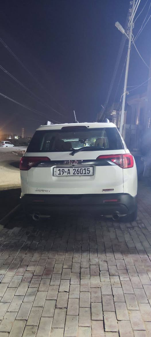 السلام عليكم
جمسي أكاديا 2019 

مكينة 3600

ماشية كلش قليل 

حادث جاملغ وبنيد بدون دواخل وصور الحادث موجودة 

داخل جلد جكليتي 

رقم كربلاء بأسمي 

تدفئة بالكشنات 

كشنات كهرباء 

جنطة كهرباء 

اربع مودات قيادة 

مكان السيارة كربلاء 
السعر 195

***********
