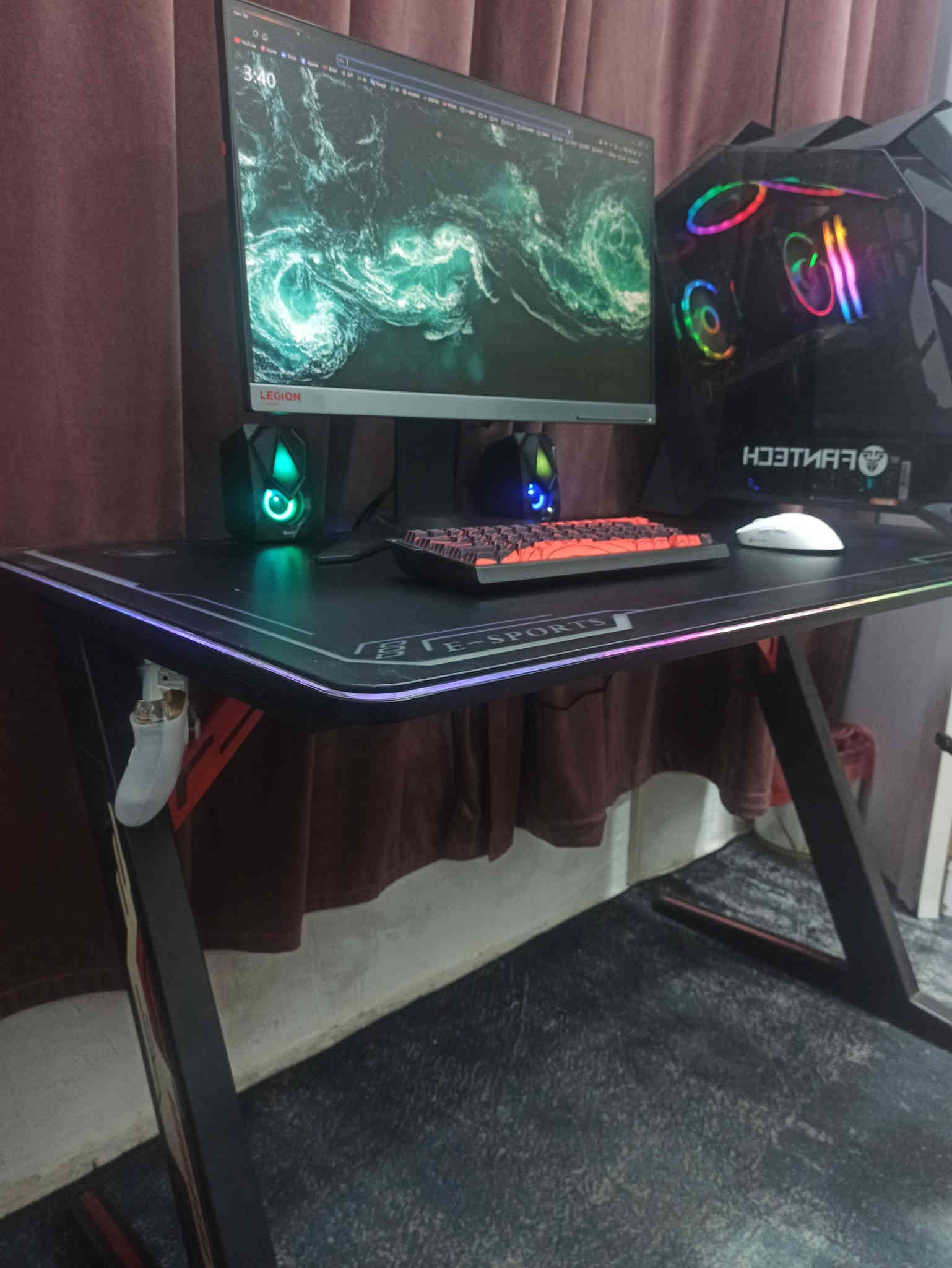 السلام عليكم - { ﷺ }

ميز كينمك rgb 
​​​​▪️​ ​طبقتين rgb ع سطح - وبكل الجوانب
​​▪️​ تحكم rgb بصمة لمس
​​▪️​ كيبل واحدة مباشرة usp لل pc
​​▪️​ كاربون فايبر طبعا غني عن التعريف
​​▪️​ منفذين ع سطح لتمرير الكيبلات ماوس كيبورد الخ...
▪️​ حامل اسلاك لترتيب الاسلاك الشاشة كيبل مانجمنت

 { 75 الف } 
مكاني بغداد الاعظمية
{ 7 الف } توصيل - بغداد
رقمي ***********
