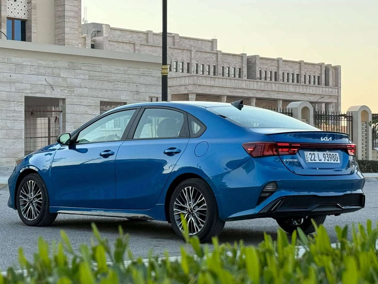 السلام عليكم كيا فورتي موديل 22 للبيع 

بيهه صبغ بنيد بدون تبديل وجاملاغات اماميه بارد فقط 

كير ومكينه مكفولات ماشيه 29 حقيقي 

السياره فول عده الفتحه السياره كلش حلوه وجاهزه متصرف عليهه ربع دينار 

السعر: 148 وبيهه مجال للشراي 

للتواصل : ***********
