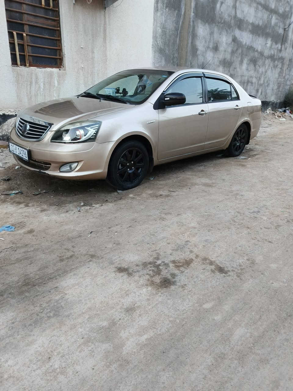 جيلي موبل للبيع موديل 2013 مدكر كدام صفحت العبري بي بارد ورشه صبغ ولباب هم بي بارد قليل ورشه صبغ مابيه ضربه قويه ومابيه تبديل بلاديه زنون شاشه منظومه تبريد جديده  تبريد كير محرك نعمه مكينه بلاد رقمه بغداد راعيه بلبصره ويريد تحويل رقم جديد هزه جديده  السعر 52 وبيه مجال الشراي يخابر*********** مو بكل وقت عدي نت هاي كل تفاصيله
