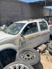 للبيع كصه كاملة من دبي العنوان بغداد كسره وعطش ٠٧٧٥٧٢١٧٣٤٦