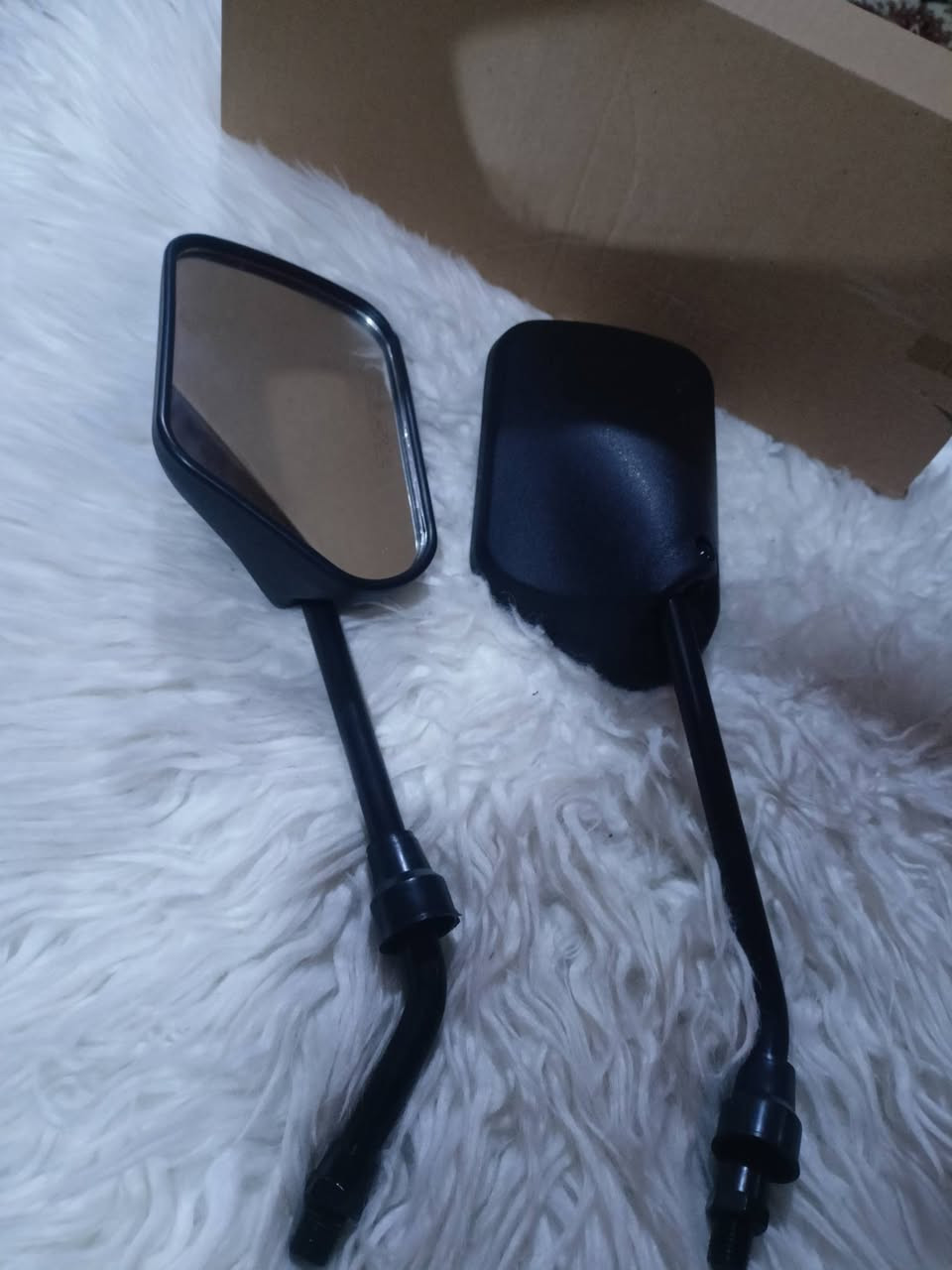 غراض للبيع 
طخم اشاير وبكلايت نمر 🐅 سعر 50 
مري تايكر اصلي 3 ازواج سعر الزرج 8 
توصيل للموصل 
*********** واتساب
