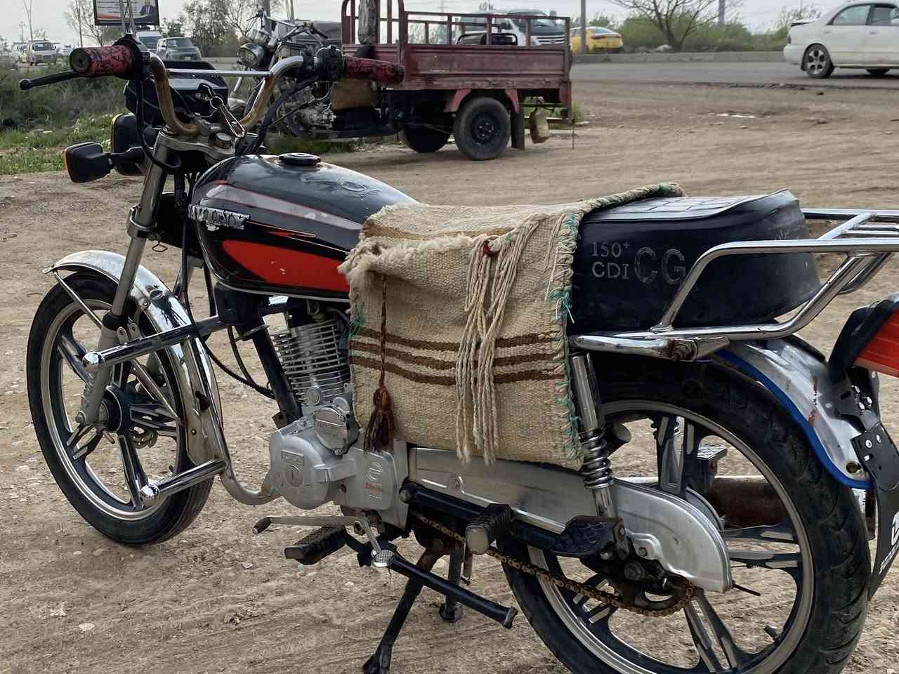 دراجه للبيع موديل 2020 مكينه فول خير من الله 
كامله 
مكاني ديالى تقاطع الجيزاني ابو صيده /منطقه بابلان
رقم الهاتف/***********
