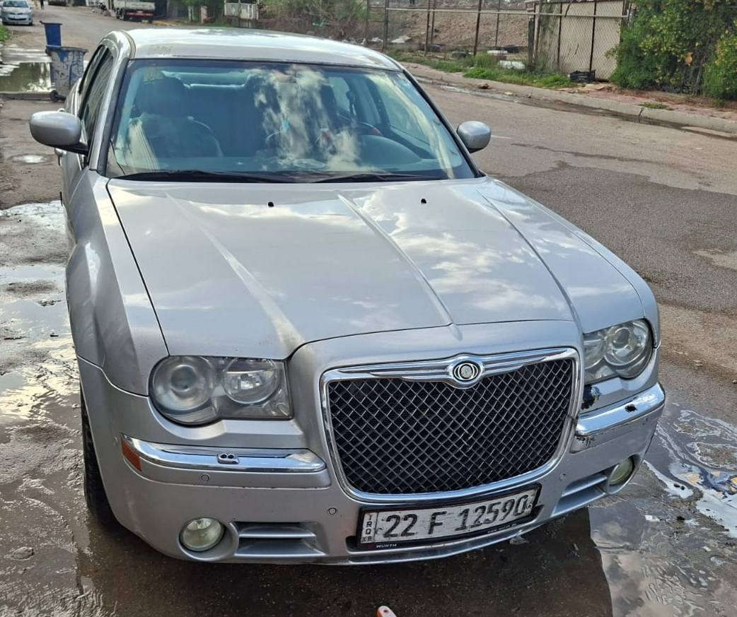 سلام عليكم 
سياره اوبامه موديل ٢٠٠٩
سياره كلين وارد كندي 
لون سلفر شاشه حساسات خلفيه 
صدر أمامي خلفي جديد 
كهربائيا جدد تبريد جاهز 
حدايه جديد تخم تاير جدد 
سعر124 وبيها مجال 
*********** الفارس, صلاح الدين
