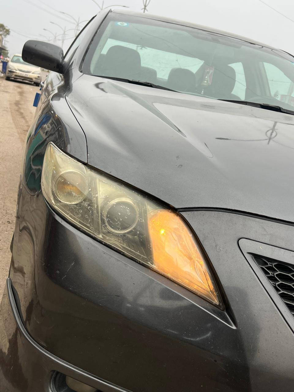 كامري 2008  محدث 11سبورت رياضي اربع سلندر وارد امريكي صبغ حزام رقم بغداد دولي سنويه لل28 باسمي تحويل ثاني يوم السعر 85 وقابل  للتفاوض رقم ***********
