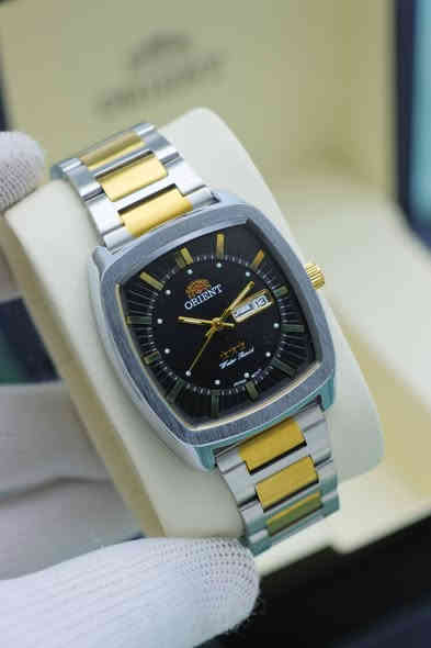 السلام عليكم ساعات ماركه ORIENT
ماركه ياباني طلاء ثابت ضد ألمي قطع اصليه ياطيبين 
سعر القطعه 35
العنوان بابل المسيب 
توصيل جميع المحافظات 
للحجز والاستفسار خاص او 
هاتف ***********واتساب
