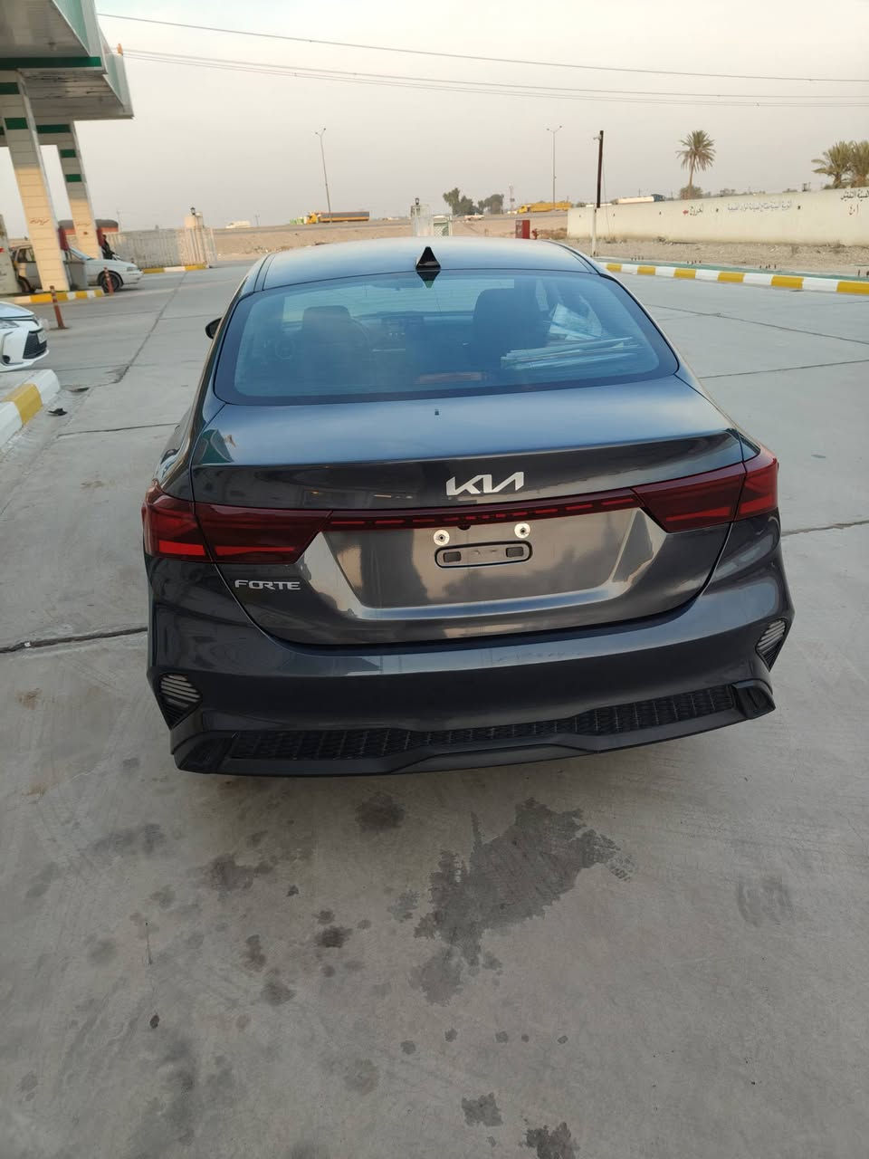 السلام عليكم فورتي موديل 23 بها بونيد وشاملغ بدون دواخل نص فول السياره رادارات تحكم ستيرن شاشه مكان السياره ناحيه الرشيد***********
