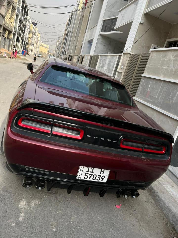 اريد مراوس بجارجر فقط من٢٠١٧ وفوك
سيارتي ٢٠١٨ جالنجر ٣ قطع صبغ بدون ايرباك حادث خفيف جداً سيارتي على ايدي صارلها سنتين  ولون مميز وغرفتها وضع شركة ونصبتها جميلة جداً شعدك جارجر تعال واتساب.  ***********
