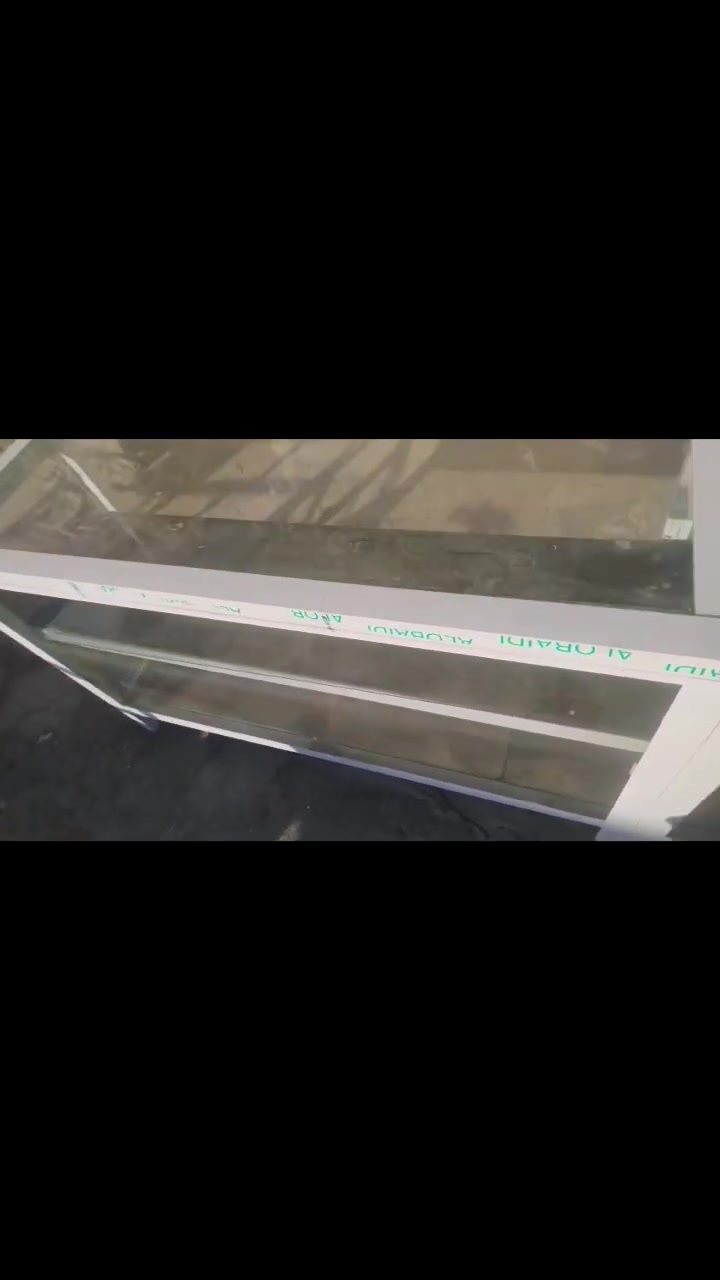 سلام عليكم فاترينات للبيع مستعجله ع بيعتهن اي ستفسار ***********
