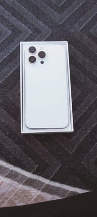 آيفون ١٤ برو ماكس • نضيف • بطارية ١٠٠٪