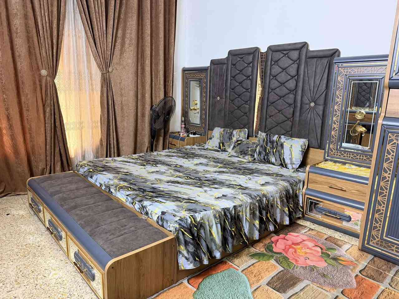 غرفه تركيه البيع 11 قطعه وجديده السعر 1750 وبيها مجال حك الجيه الرقم *********** ابو احمد
