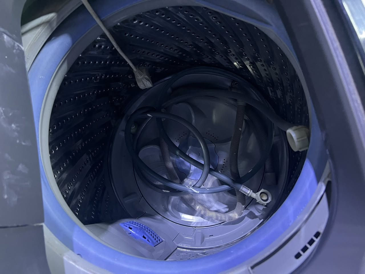 السلام عليكم غسالة ملابس للبيع بيها عطل بل تنشيف سعرها 90 وبيها مجال مكاني بغداد الشعب


**إذا كنت صاحب هذا الإعلان وتريد حذفه لأي سبب، رجاءا أرسل رسالة إلى الدعم الفني**