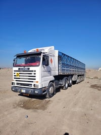 اسكانيا 113/360 • ٤ محاور • شاصي ١٦