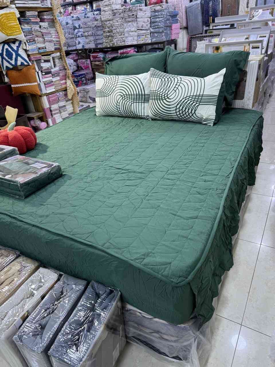 شرشف نفرين مبطن طبي 🔥ساده صيفي ثقيل لاستيك كشكش 5 قطع 
شرشف مع 4 وجه مخده .
السعر 23 الف✅
توصيل داخل بغداد ٥ الاف


**إذا كنت صاحب هذا الإعلان وتريد حذفه لأي سبب، رجاءا أرسل رسالة إلى الدعم الفني**