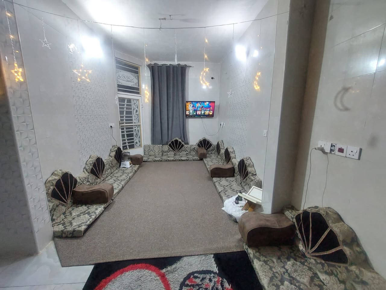 بيت ٥٠ متر طابقين اله مدخلين من يم جامعه أهل البيت ومن يم مستشفى وارث
لإيجار ٢٥٠ إيجاره
***********

‭٠٧٧١ ٩٢٨ ١٣٠٢‬
